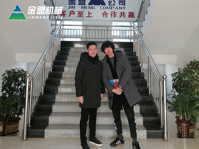 11馬來西亞小伙簽訂14寸抽沙船