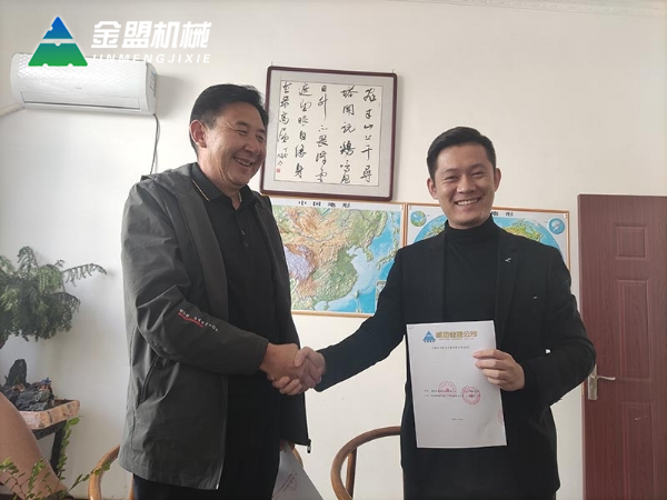 外蒙古呼總訂購(gòu)10寸抽沙船
